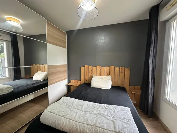 Studio 1 pièce 35 m² 