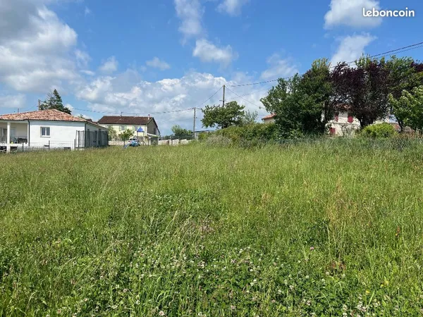 Terrain 825 m² Bellegarde 