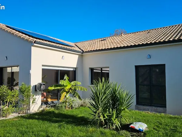 Maison plein pied 5 pièces 169m2 