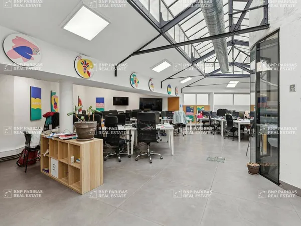 Bureaux 515 m² 
