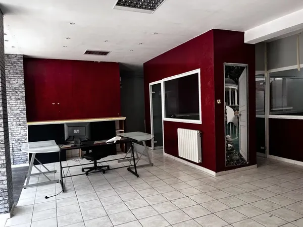 Local commercial 