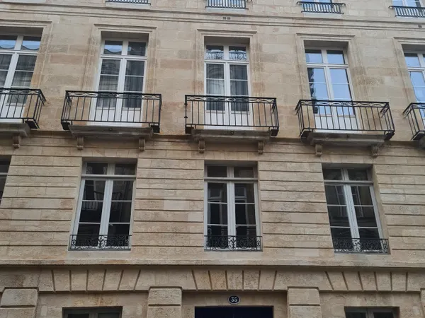 A VENDRE - T2 44m2 JARDIN PUBLIC 