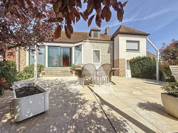 Maison 5 pièces 197 m² 