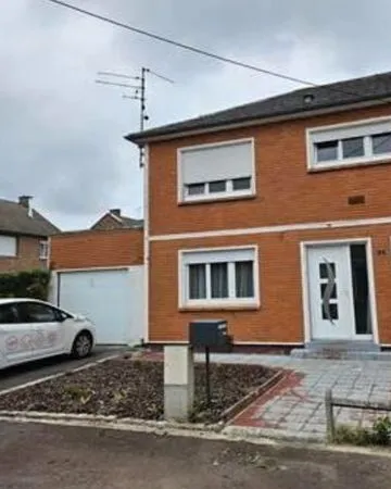 Maison de 93m2, 3 chambres + garage + jardin 