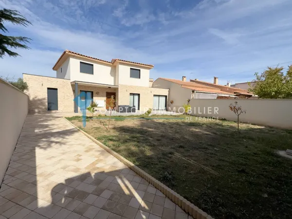 Maison 9 pièces 244 m² 
