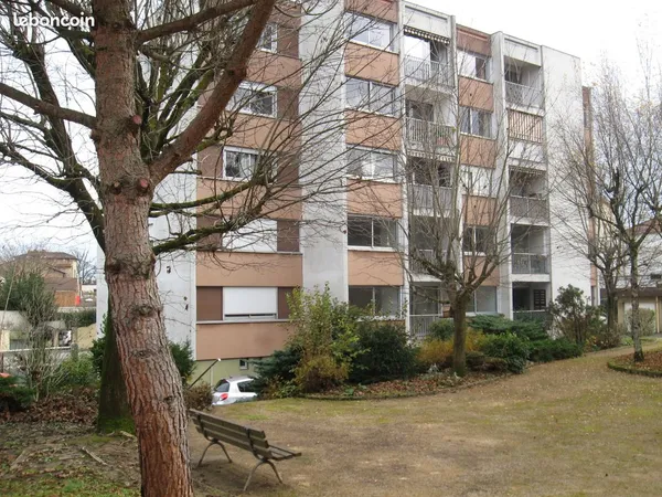 2 pièces 41m2-parking privé au 68 rue gardenet 