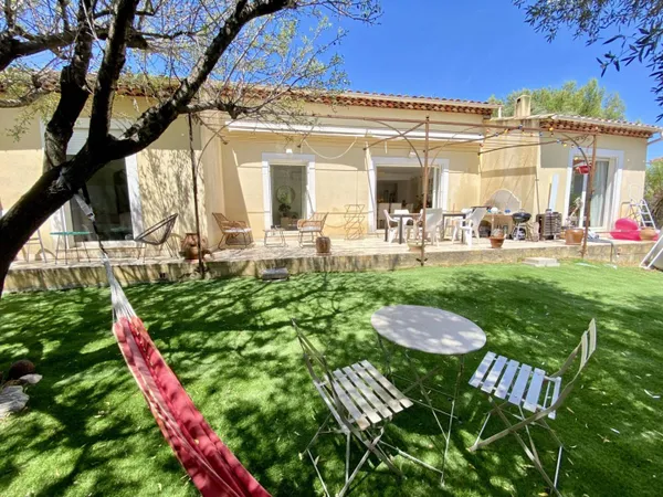 Maison 6 pièces 182 m² 