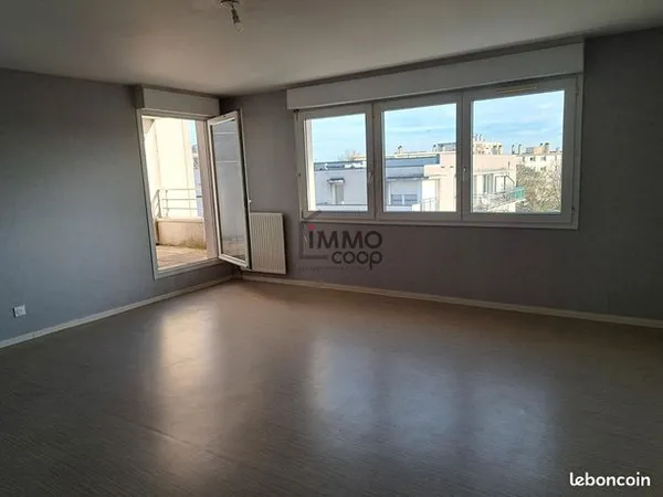 Appartement 3 pièces 80 m² 