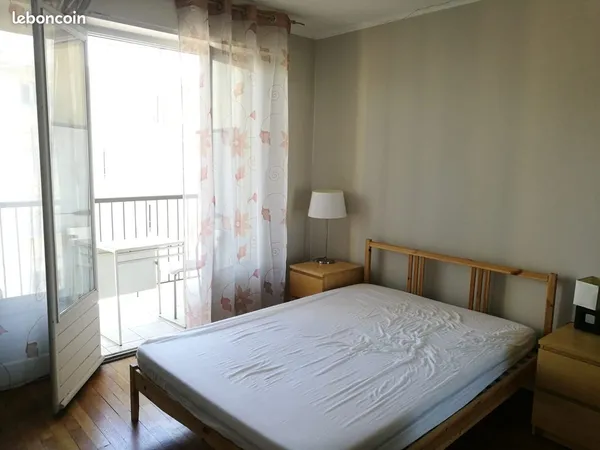 Coloc à 2 - 70m2 - Villeurbanne Gratte Ciel 