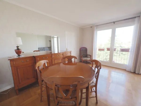 Appartement T2 Meublé - Hôpital Montreuil 