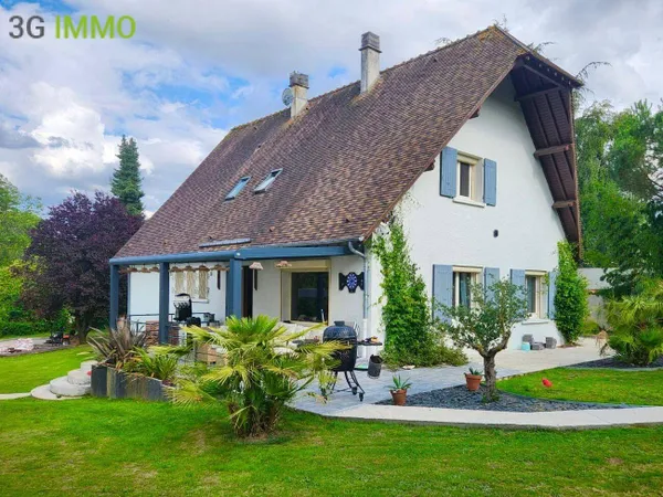 Maison 9 pièces 201 m² 
