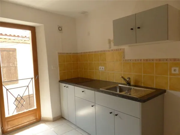 Maison à louer Pierrelongue 