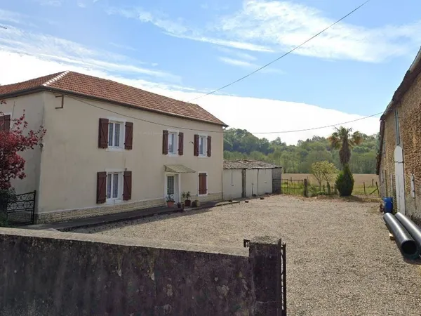 Maison 6 pièces 181 m² 