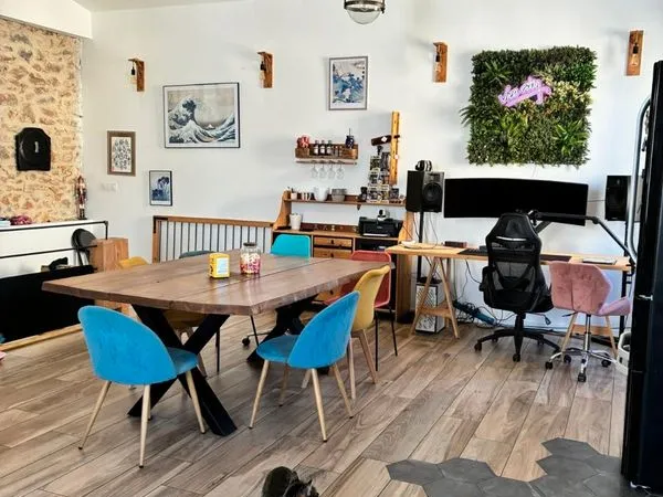 Maison de village rénovée - esprit loft - 86m² - 165 000 