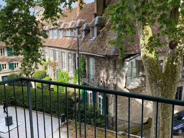 Appartement 3 pièces 91 m² 