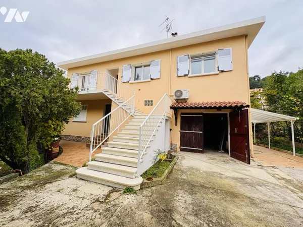Maison 7 pièces 164 m² 