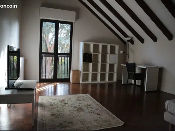 Logement secteur Gustave Eiffel cité Descartes 