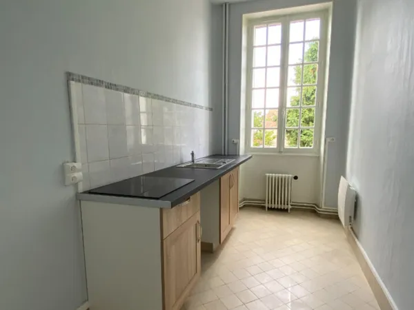 Loue Aixe sur vienne - F2 48m² dans maison individuelle 