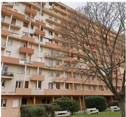 Appartement 5 pièces 74 m² 