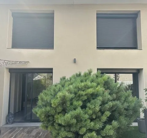 Centre Village maison 6 pièces - 150 m² - Prestations haut de gamme 