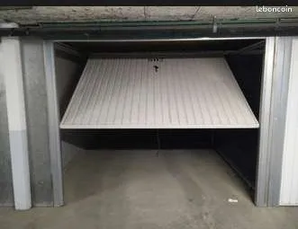 Garage / Box - 21 Roger Salengro Villeurbanne 