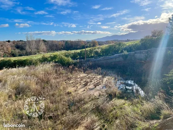 Terrain 567 m² 