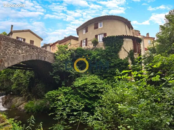 Maison de village 8 pièces 146 m² 
