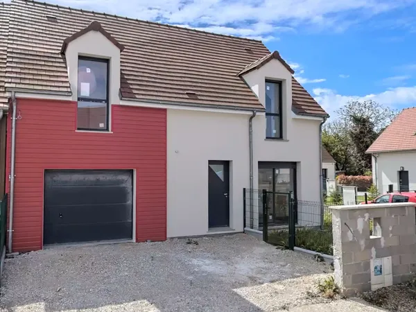 Maison neuve, située dans un quartier calme de Saint Prvé proche toutes commodités 
