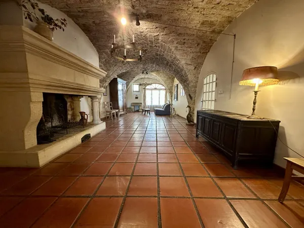Maison Vente Pézenas 9p 260m² 330000€