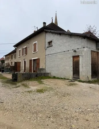 Maison 5 pièces 137 m² 
