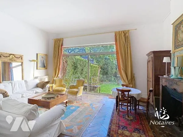 Maison 9 pièces 270 m² 