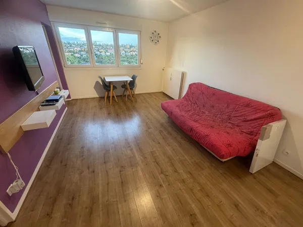 Appartement Metz 2 pièces - MEUBLE - DISPONIBLE DE SUITE ! 