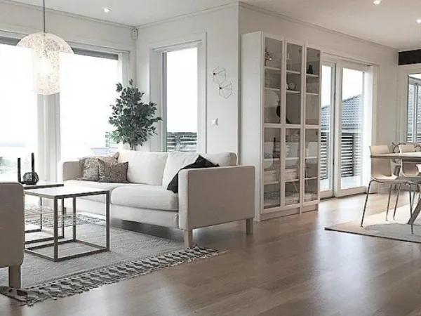 5 PIÈCES de 198m² + EXT(S) DE 575m² + PKG(s) 