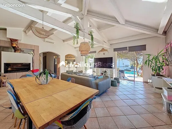 Villa 5 pièces 136 m² 