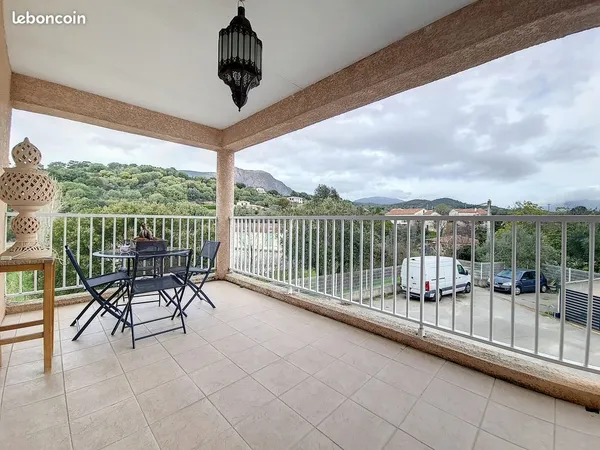 Appartement 3 pièces 81 m² 