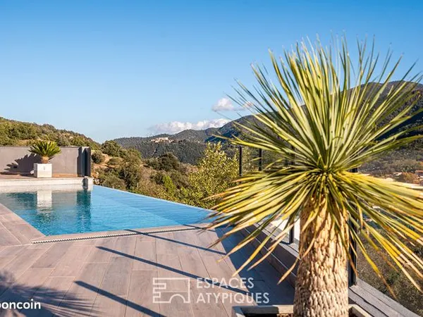 Maison 7 pièces 260 m² 
