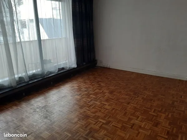 Studio à louer 