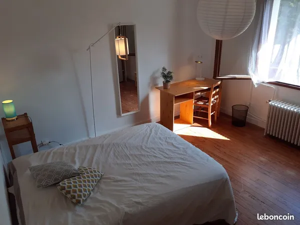 Jolie chambre pour étudiante 20 m2 