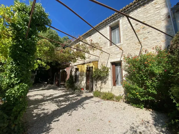 Maison ancienne à rénover Alpilles Sud 