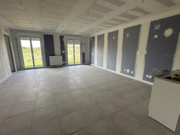 Maison T4 de PLAIN PIED - garage 