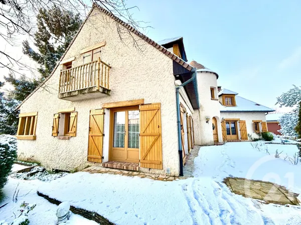 Maison 9 pièces 202 m² 