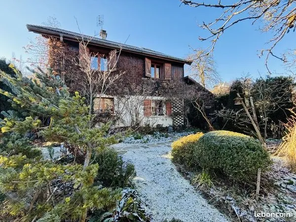 Maison 6 pièces 116 m² 