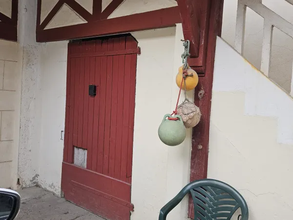 Garage / Dépot à LOUER 
