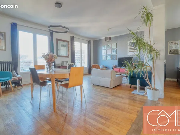 Appartement 7 pièces 122 m² 