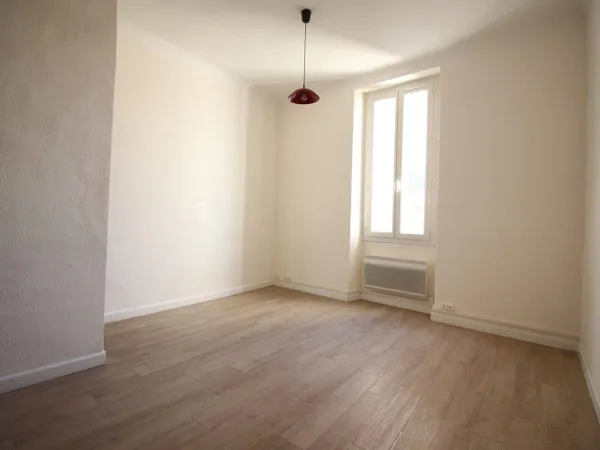 Studio 2 pièces 25 m² 