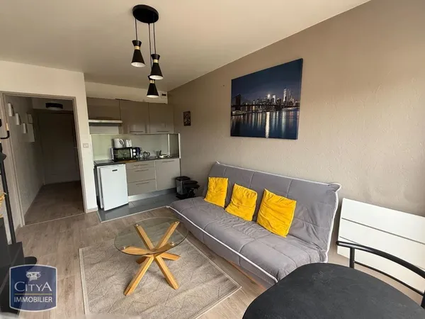 À LOUER : Charmant appartement T1 situé au coeur d'Arras,.... 