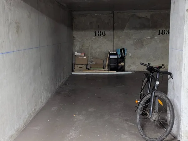 Loue parking 