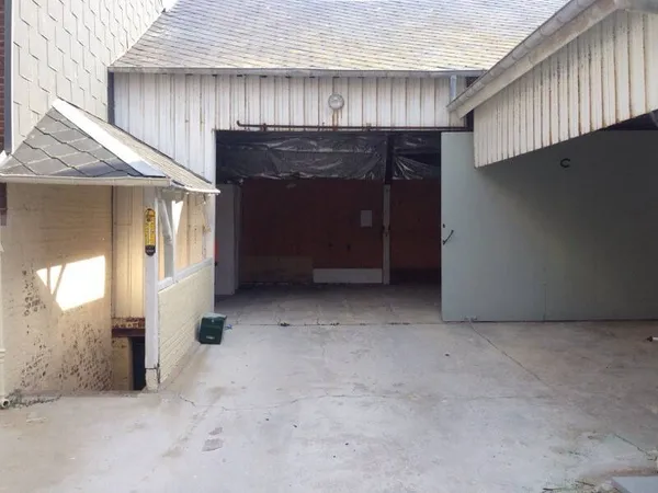 Parking/Garage/Box 
