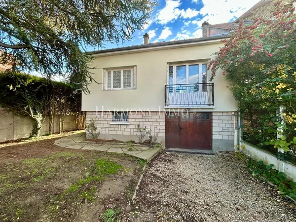 Maison familiale de 97 m2 à Antony sur terrain de 320 m2 