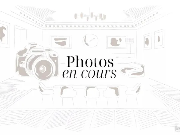 Studio 4 pièces 107 m² 